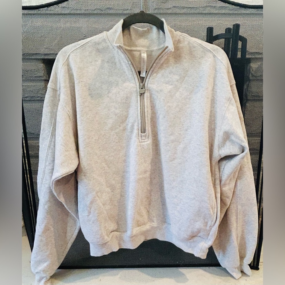 Fabletics Forever Fleece 1/2 Zip Sweatshirt – Soft Grey – Size Medium